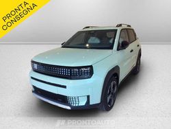 Azzurro acqua Nuova 2026 Fiat Grande Panda La Prima Due volumi | 21.700 € (Cara)