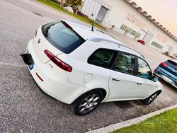 Bianco Usata 2009 Alfa Romeo 159 Station wagon | 5500 €