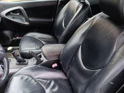 Nero Usata 2005 Toyota RAV4 Station wagon | 4000 €