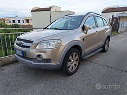 Usata 2007 Chevrolet Captiva SUV | 5000 € (Molto cara)