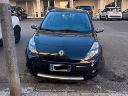 Nero Usata 2011 Renault Clio II Tre volumi | 4500 € (Cara)