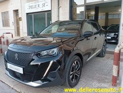 Nero Usata 2022 Peugeot 2008 Allure SUV | 16.500 € (Cara)