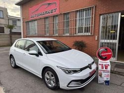 Bianco Usata 2022 VW Golf Life Tre volumi | 19.990 € (Buon prezzo)