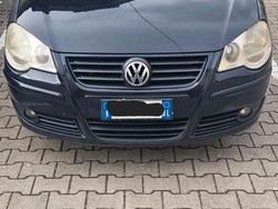 Nero Usata 2007 VW Polo Due volumi | 2900 € (Molto cara)