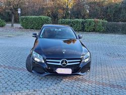 Nero Usata 2014 Mercedes C200 Elegance Tre volumi | 13.900 € (Molto cara)
