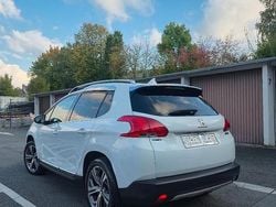 Bianco Usata 2015 Peugeot 2008 SUV | 9500 € (Molto cara)