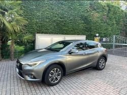 Usata 2017 Infiniti Q30 Premium Tre volumi | 13.500 € (Cara)