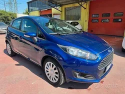 Blu Usata 2015 Ford Fiesta Titanium Due volumi | 5599 € (Buon prezzo)
