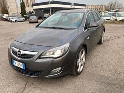 Grigio Usata 2011 Opel Astra Station wagon | 4000 € (Buon prezzo)