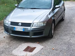 Usata 2005 Fiat Stilo Tre volumi | 1000 € (Buon prezzo)