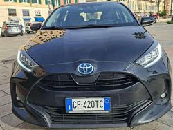 Nero Usata 2021 Toyota Yaris Hybrid Trend Tre volumi | 16.900 € (Buon prezzo)