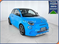 Blu Usata 2023 Abarth 500e Turismo Due volumi | 25.800 € (Buon prezzo)