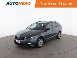 Grigio Usata 2017 Skoda Octavia Executive Station wagon | 12.099 € (Buon prezzo)
