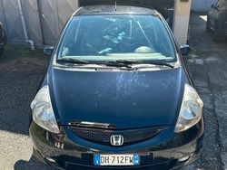 Nero Usata 2007 Honda Jazz Due volumi | 2990 € (Molto cara)