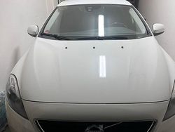 Bianco Usata 2016 Volvo V40 Station wagon | 6500 € (Buon prezzo)