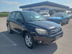 Nero Usata 2007 Toyota RAV4 Luxury SUV | 4900 € (Ottimo prezzo)