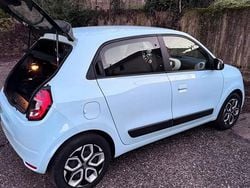 Blu Usata 2022 Renault Twingo Equilibre Due volumi | 12.600 € (Buon prezzo)