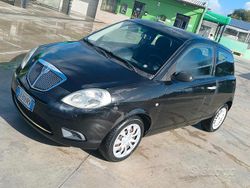 Nero Usata 2009 Lancia Ypsilon Due volumi | 1650 € (Buon prezzo)