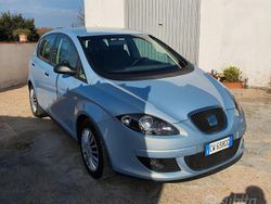 Usata 2005 Seat Altea Monovolume | 2900 € (Buon prezzo)