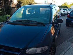 Usata 2002 Chrysler Grand Voyager Monovolume | 1000 € (Ottimo prezzo)