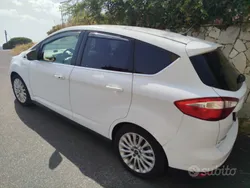Bianco Usata 2012 Ford C-MAX Titanium Monovolume | 5000 € (Buon prezzo)