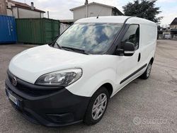 Bianco Usata 2017 Fiat Doblò Monovolume | 4950 € (Super prezzo)