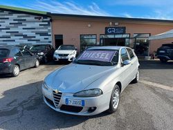 Argento Usata 2005 Alfa Romeo 147 Exclusive Due volumi | 1500 € (Ottimo prezzo)