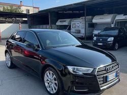 Nero Usata 2017 Audi A3 Business Tre volumi | 12.999 € (Buon prezzo)