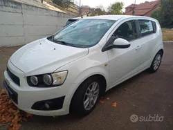 Usata 2013 Chevrolet Aveo Tre volumi | 3200 € (Buon prezzo)