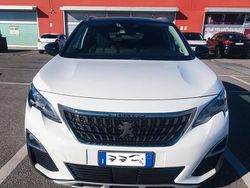 Bianco Usata 2018 Peugeot 3008 Tre volumi | 16.700 € (Buon prezzo)