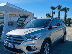 Grigio Usata 2019 Ford Kuga SUV | 13.500 € (Ottimo prezzo)