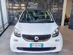 Bianco Usata 2018 Smart ForTwo Coupé Passion Due volumi | 10.499 € (Super prezzo)