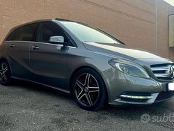 Usata 2012 Mercedes B200 Premium Monovolume | 9900 €