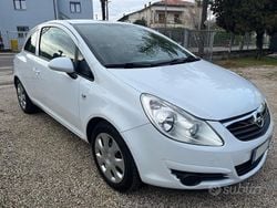 Bianco Usata 2009 Opel Corsa | 3500 € (Buon prezzo)
