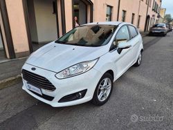Bianco Usata 2014 Ford Fiesta Titanium Tre volumi | 4490 € (Buon prezzo)