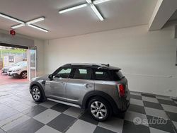 Grigio Usata 2017 Mini Cooper Countryman Hype SUV | 13.990 € (Buon prezzo)