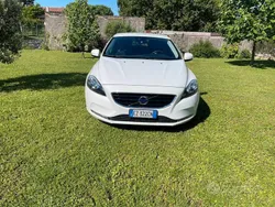 Bianco Usata 2015 Volvo V40 Kinetic Station wagon | 8900 € (Buon prezzo)