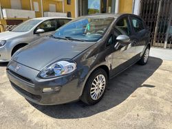 Grigio Usata 2017 Fiat Punto Young Due volumi | 7200 € (Buon prezzo)