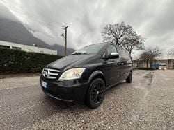Nero Usata 2012 Mercedes Viano Monovolume | 22.000 € (Molto cara)