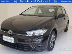 Nero Usata 2023 VW Polo Life Tre volumi | 17.900 € (Buon prezzo)