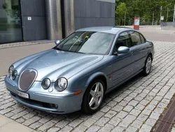 Blu/azzurro Usata 2002 Jaguar S-Type R Tre volumi | 21.900 €
