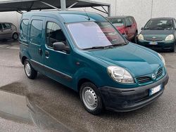 Verde Usata 2005 Nissan Kubistar Premium Edition | 3490 €