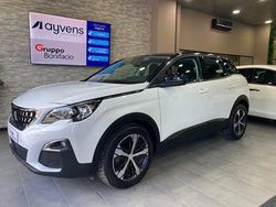 Bianco(met.) Usata 2020 Peugeot 3008 Business-Line SUV | 17.900 € (Buon prezzo)