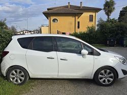 Bianco Usata 2011 Opel Meriva Monovolume | 4200 €