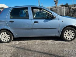 Blu Usata 2008 Fiat Punto Classica Tre volumi | 999 € (Super prezzo)