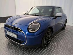 Blu/azzurro Usata 2024 Mini Cooper SE Favoured Due volumi | 30.699 € (Molto cara)