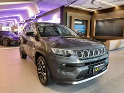 Grigio moda Usata 2022 Jeep Compass SUV | 23.500 € (Buon prezzo)