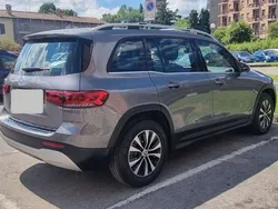 Grigio Usata 2022 Mercedes GLB180 SUV | 33.500 € (Buon prezzo)