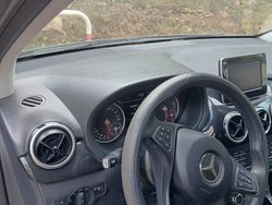 Grigio Usata 2015 Mercedes B180 Monovolume | 10.500 €