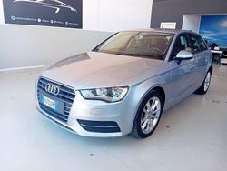 Grigio Usata 2016 Audi A3 Sportback g-tron Ambition Due volumi | 7400 € (Ottimo prezzo)